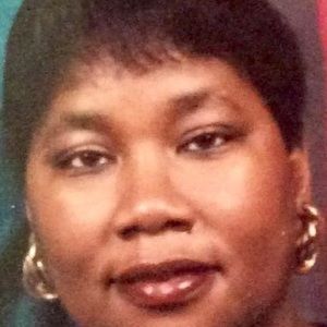 Meet your Posher, Connie